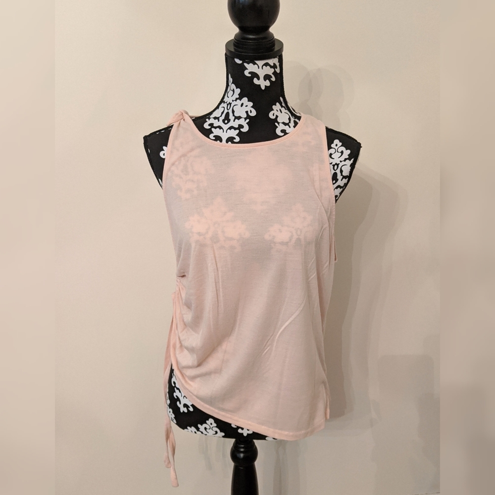 5/$25 Unique Joy Lab athletic top